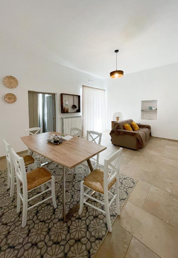 Trullo San Vincenzo Con Piscina Casa de hóspedes Monopoli