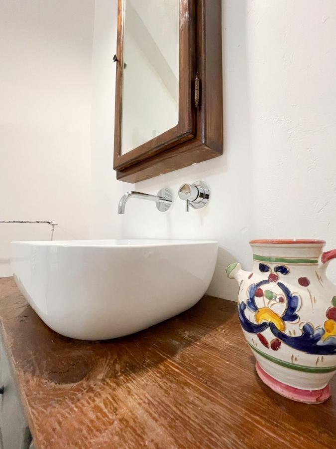Trullo San Vincenzo Con Piscina Casa de hóspedes